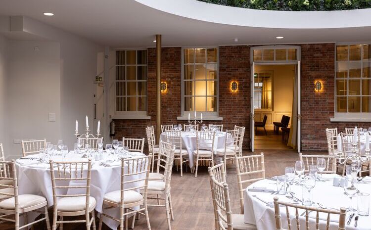 Lincoln’s White Hart Hotel Royal Courtyard